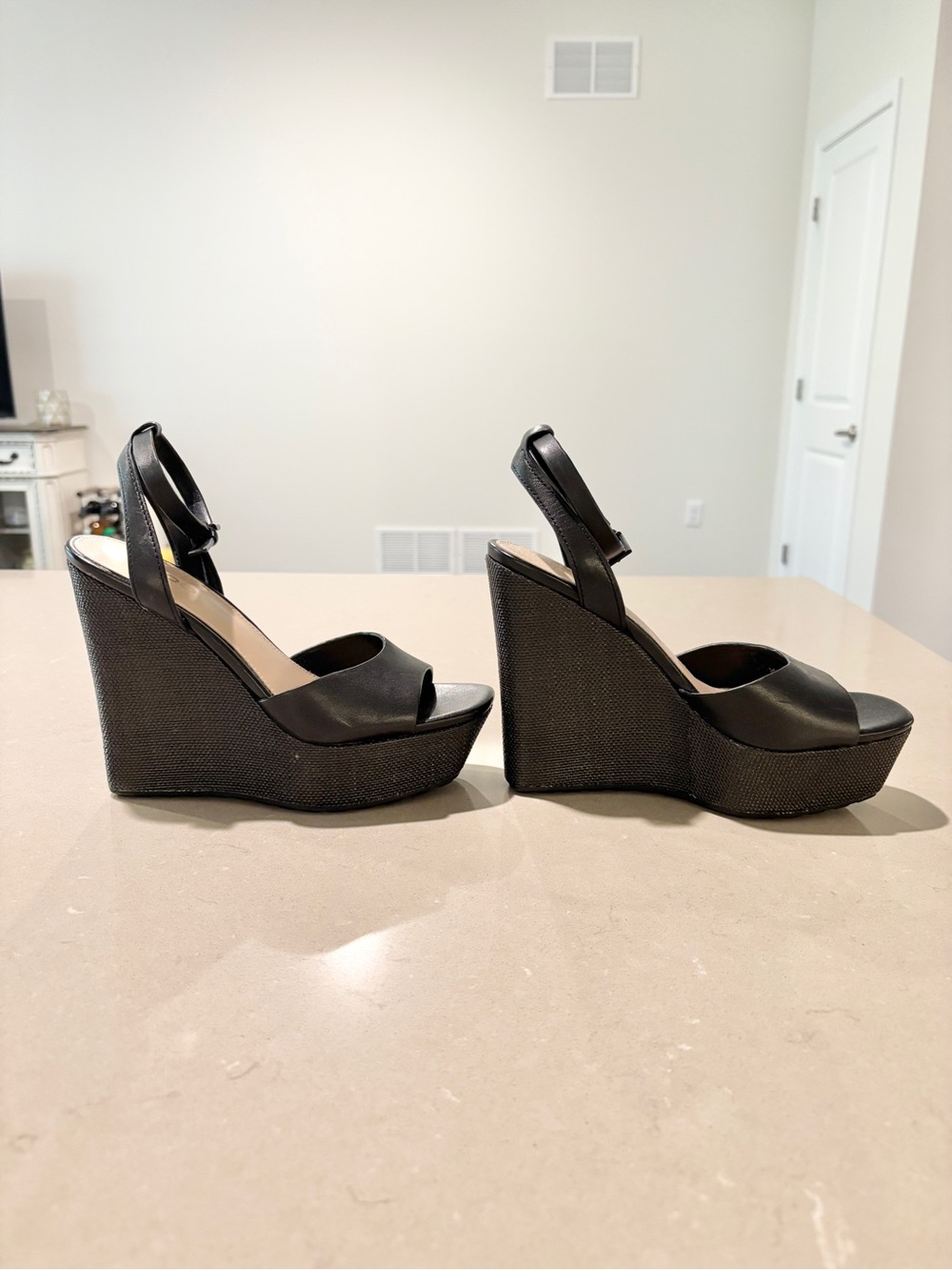 ALDO Women’s Black Platform Wedge Sandals Ankle Strap Size 6